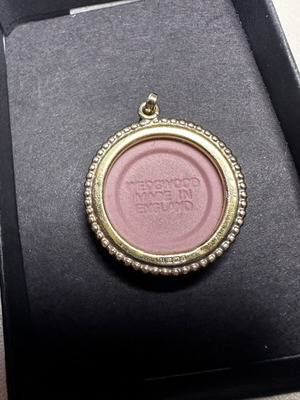 Wedgwood Pink Jasperware Cameo Pendant used, sterling silver and gold plated