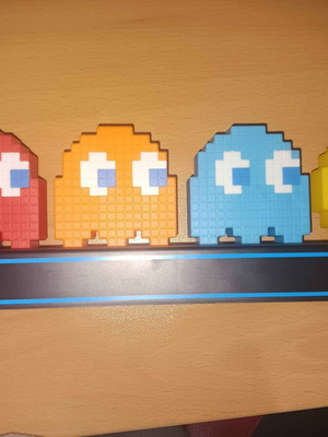 Pac-Man lamp in excellent condition