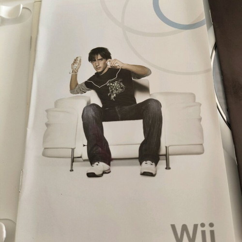 Wii Play game for Nintendo in German with torn plastic wrap
