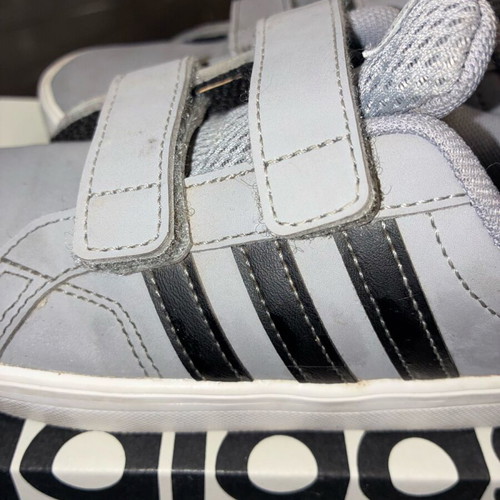 Adidas kids shoes size 27 grey like new, athletic