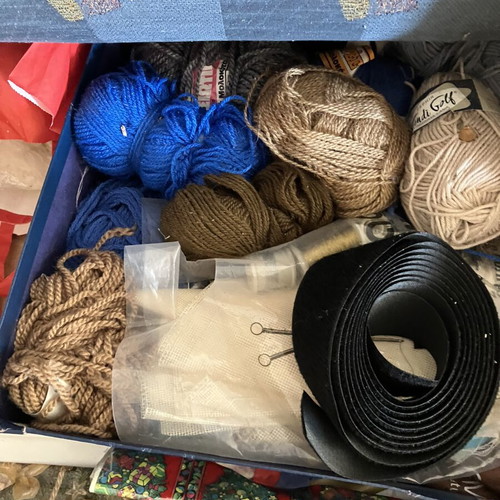 Knitting needles wool and embroidery set like new