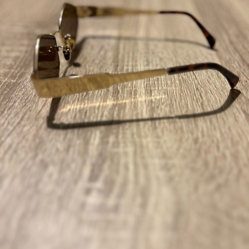 Brown sunglasses with gold frame new
