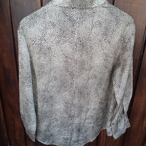 Never More satin shirt size XS like new, black and beige