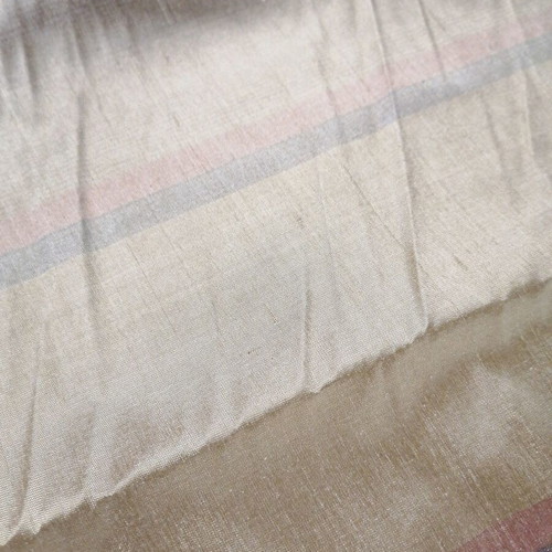 Silk remnant handmade new 2.59 m width x 2.70 m length