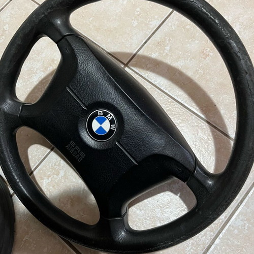 BMW E36 steering wheel with airbag