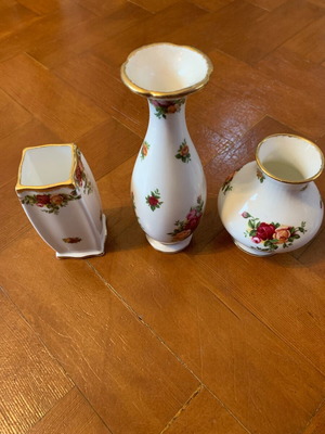 Royal Albert Old Country Roses βάζα σαν καινούργια, σετ 3 τεμαχίων
