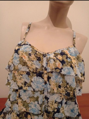 Abercrombie & Fitch top like new, size large, multicolor