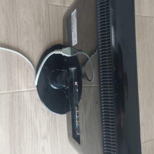 Samsung LE19R71B TV used, 19 inches, HDMI to AV converter included