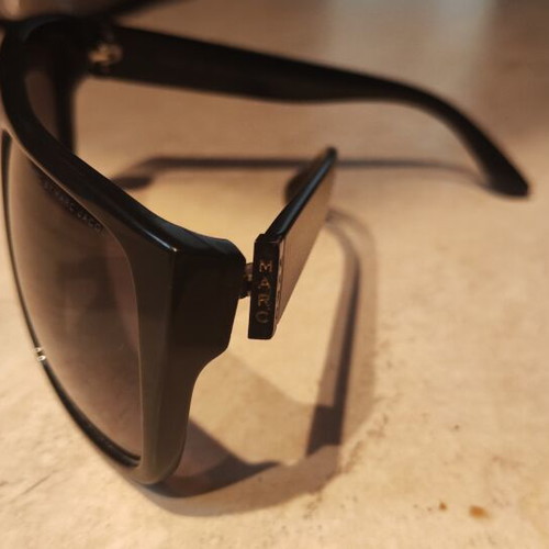 Marc Jacobs sunglasses used, black with minor scratches