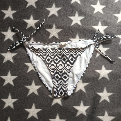 Swimwear bottom used, black and white, size L 40 12, with gift
