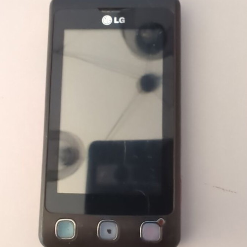LG KP500 used phone for parts or repair
