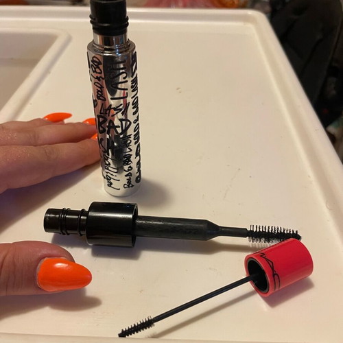 Mascara Bold & Bad by Mac like new, collectible