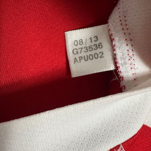 FC Bayern Munchen jersey size L Formotion