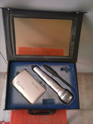 SoH WM-339 Wired and Wireless Microphone with Metal Frame