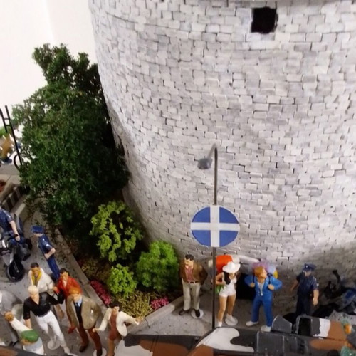 Athena figures diorama of military parade in Thessaloniki with Plexiglas box