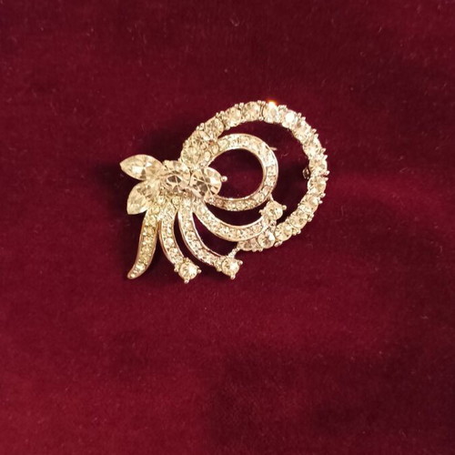 Pin with zirconia like new, gold and silver colors