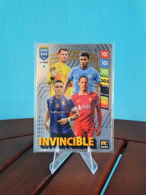 Invincible #5 Panini Fifa 365 2025 card mint condition