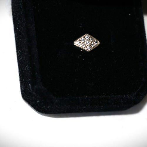 Μενταγιόν ασημένιο sterling silver 925 με ζιργκόνια και αόρατο κορδόνι καινούργιο minimal