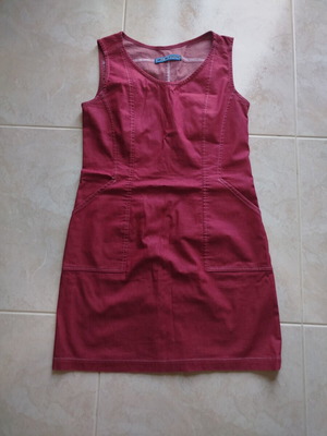 Red denim dress short M/L size like new, elastic fabric