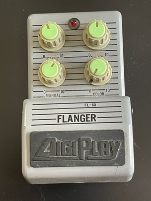 Digiplay FL-60 Flanger used, functional, missing battery cover