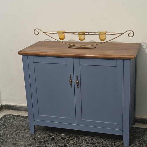 Entrance buffet used, 1*47*82 cm