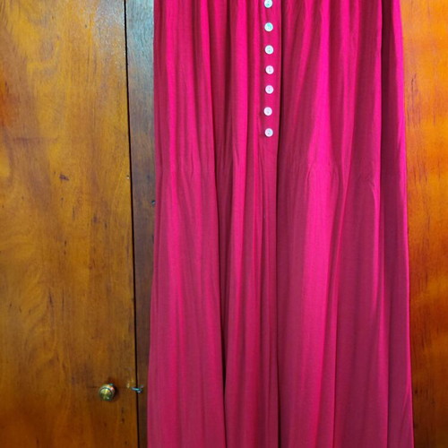 Attrattivo skirt like new with high slit, red and pink, size M