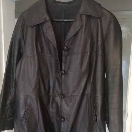 Leather jacket black like new, size N46-50