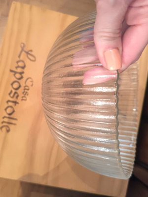 Glass deep ribbed bowl like new for serving or decoration
