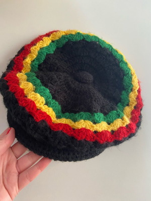 Knitted reggae style beret used, 100% acrylic