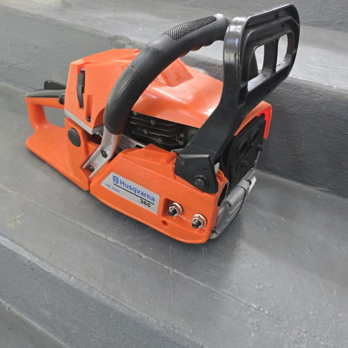 Husqvarna chainsaw used, no chain and bar