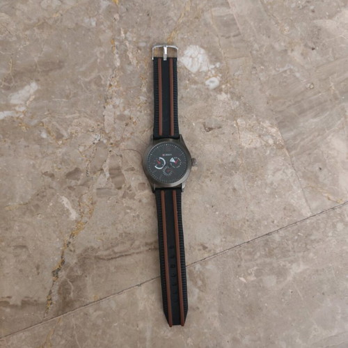 Watch new unisex
