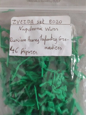 Napoleonic soldier figures, pack of 46, 2 cm