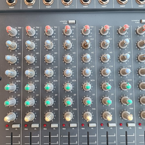 Mirage VM16 16-channel analog audio mixer console