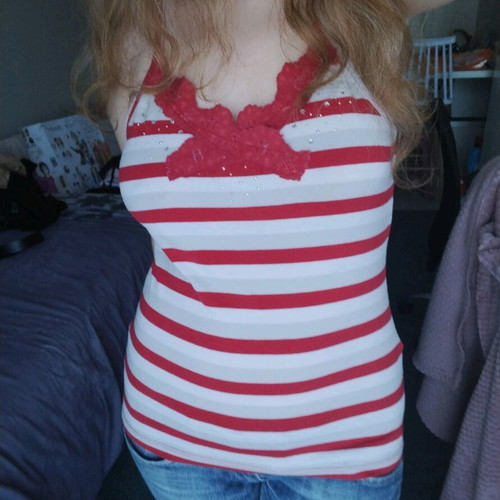 Vintage lace tank top Red paint size S like new, striped