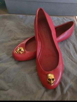 Alexander McQueen red ballerina flats like new, size 41