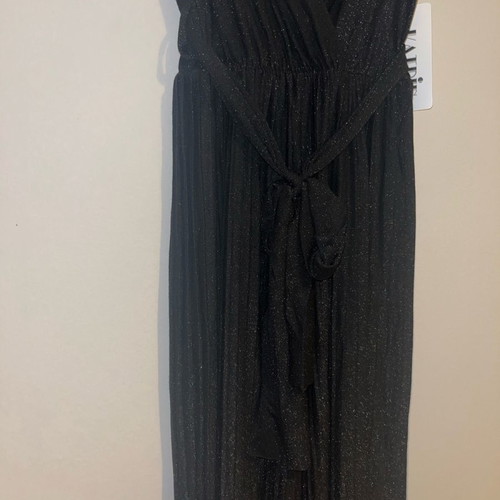 One-piece jumpsuit new with elastic fabric and waist belt