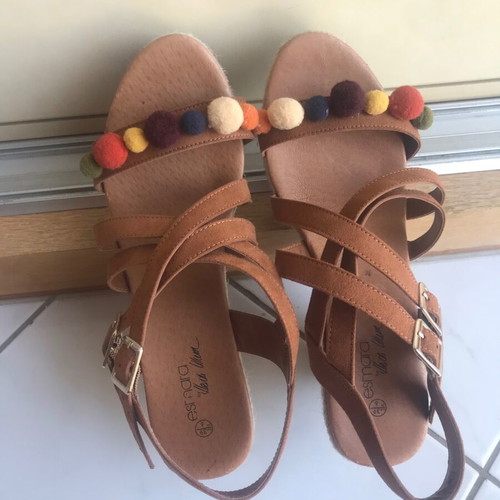 Platform sandals size 39 new with colorful pom-poms