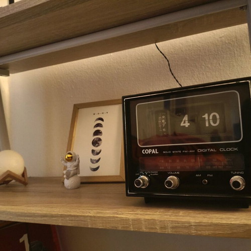Sony Copal radio like new, clock needs repair