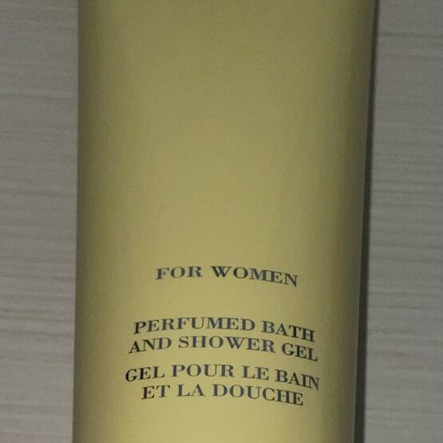 Burberry Weekend Perfumed Bath And Shower Gel 200ml new with gifts