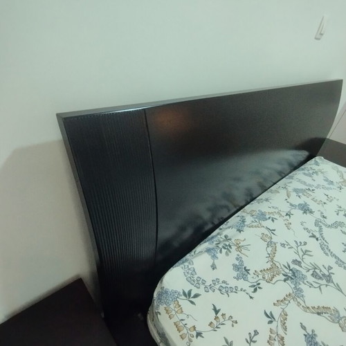 Wooden bedroom set with bed 160x200 and nightstands like new