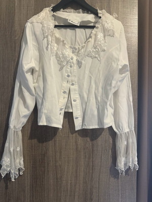 Anais Apparel shirt used, white with lace