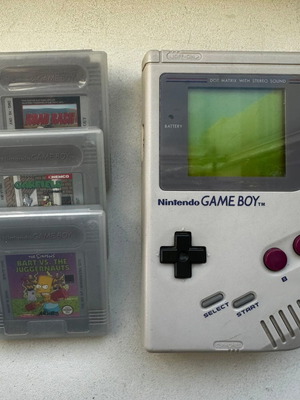 Nintendo Game Boy DMG-01 μεταχειρισμένο με 3 αυθεντικά παιχνίδια