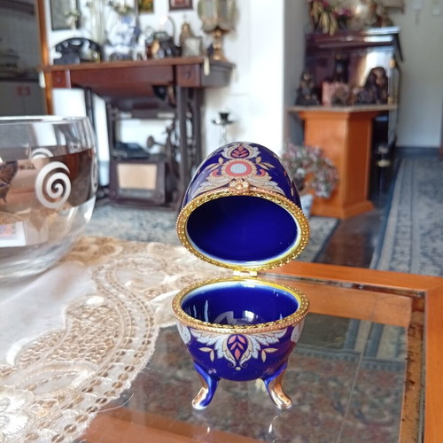 Decorative handmade porcelain egg jewelry box new