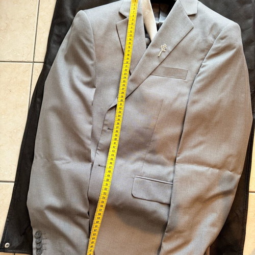 Antonio Miro Collection suit No48 light grey silver like new
