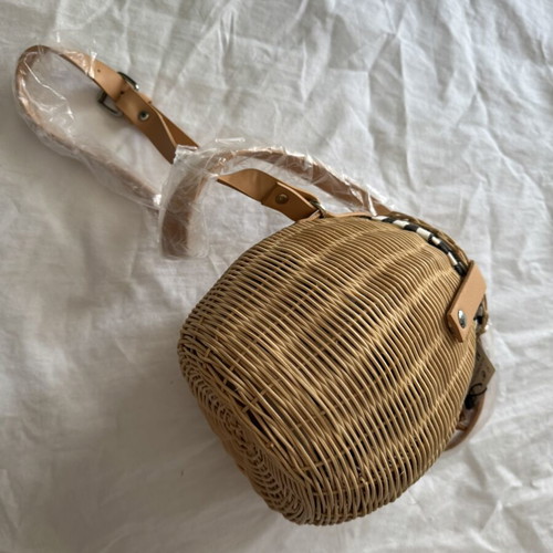 Zara straw shoulder bag new with tag, beige