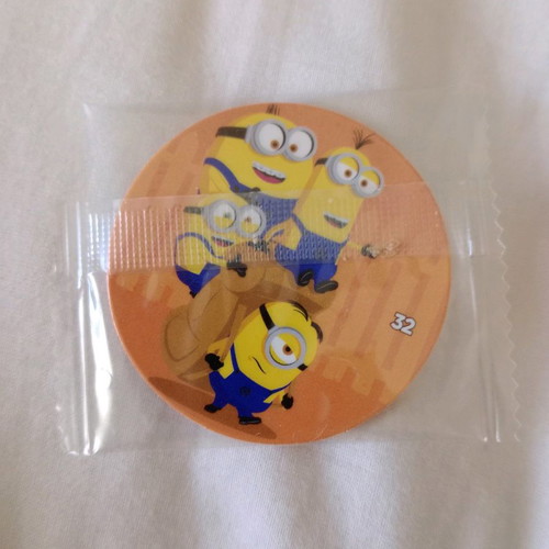 Collectible Minions cap with sticker number 32 new