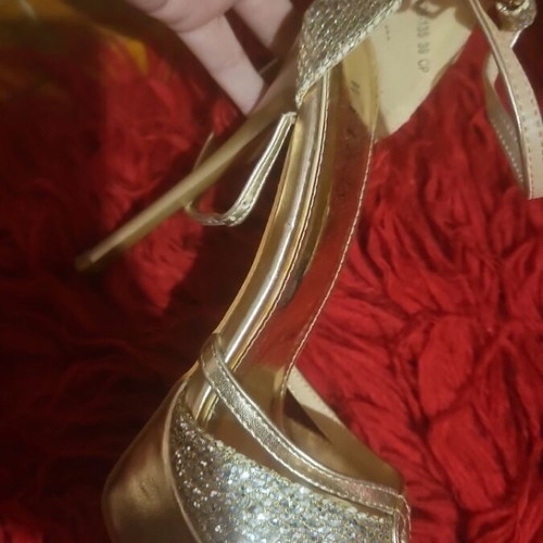 Pumps gold size 39 new