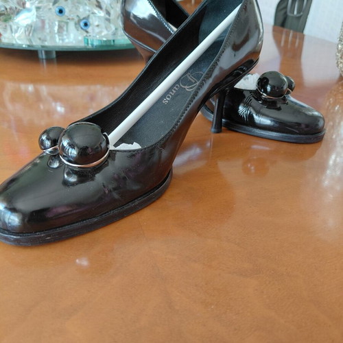 Danos black leather pumps size 37 like new
