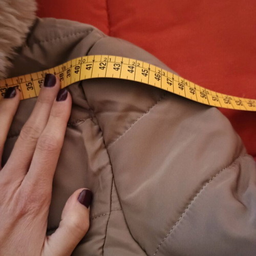 Jacket new, size XL, dark beige with removable hood and fur