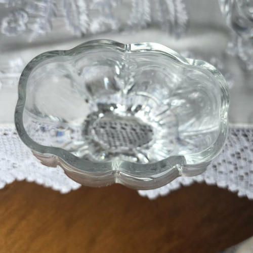 Kosta Boda crystal vase like new